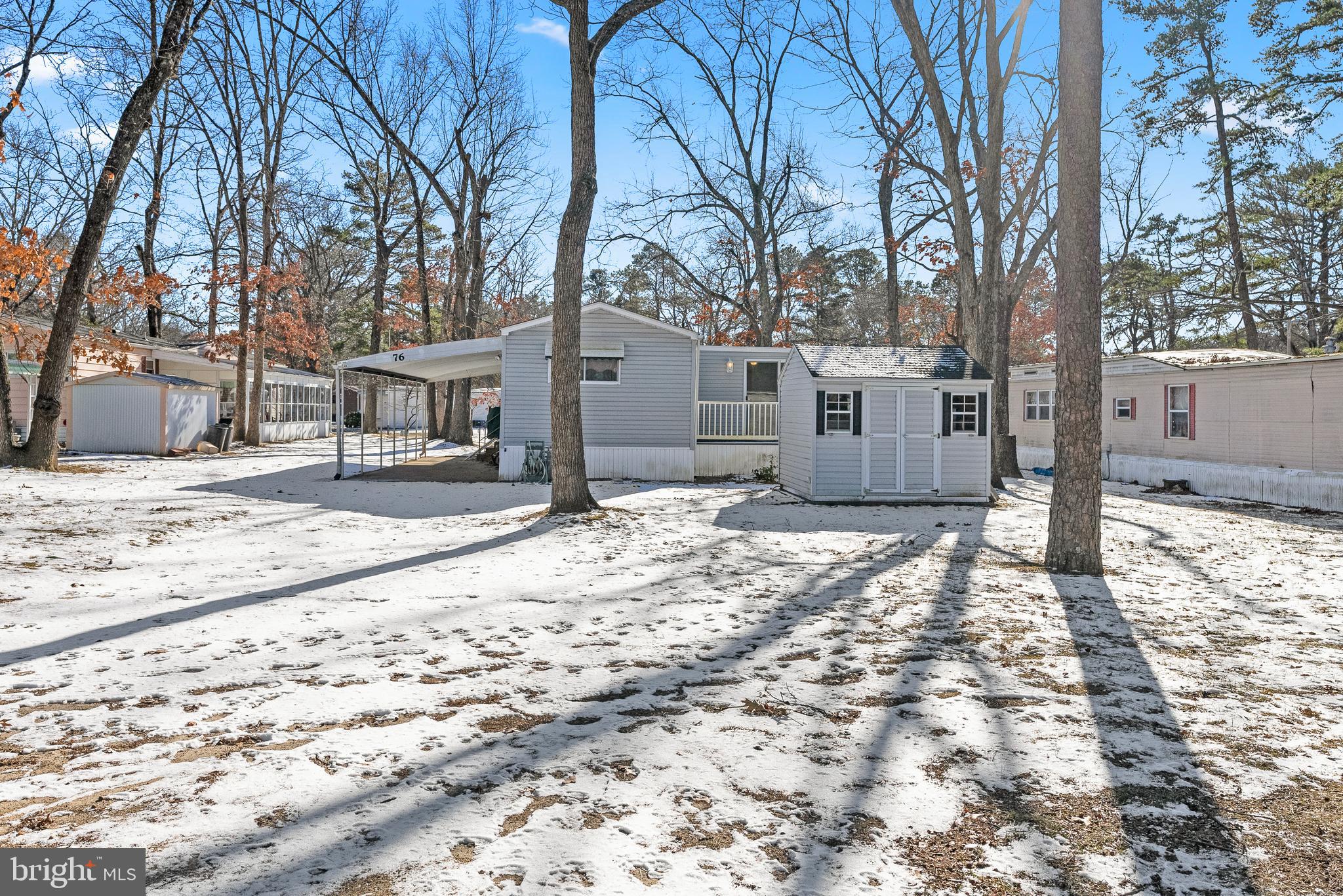 76 Holly Ct