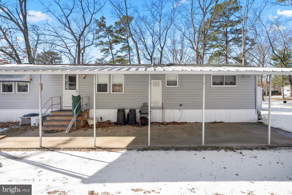 76 Holly Ct