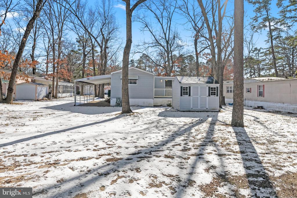 76 Holly Ct