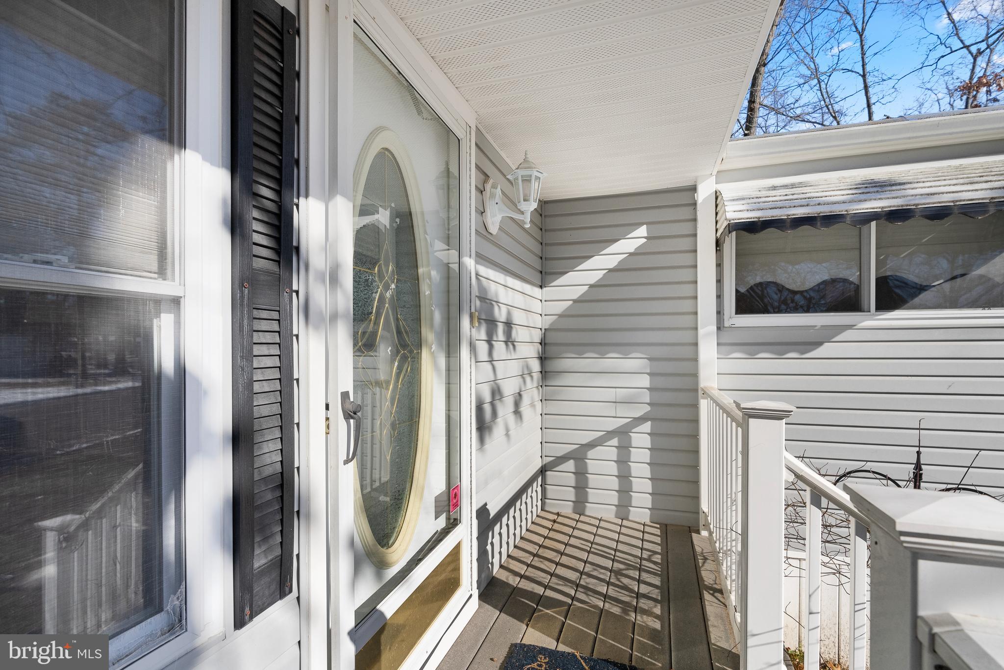 76 Holly Ct