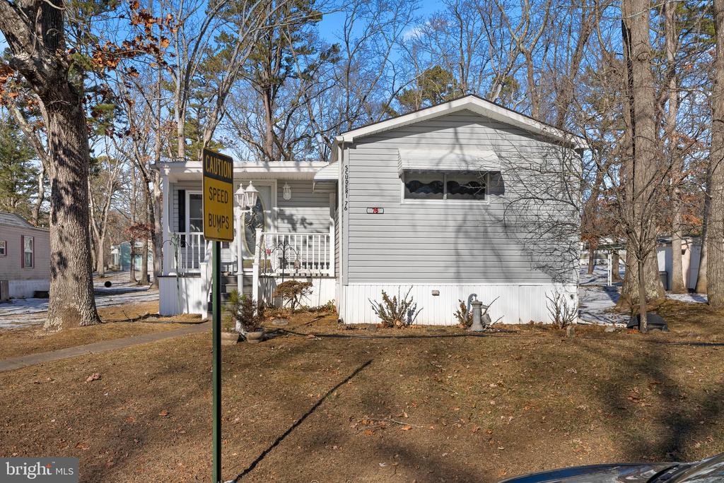 76 Holly Ct