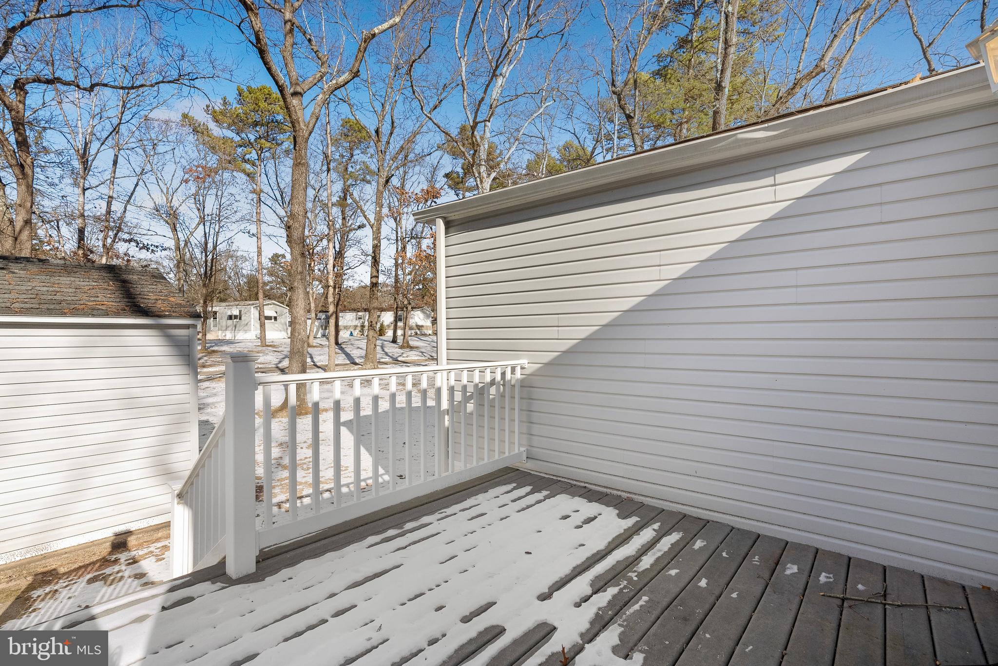 76 Holly Ct