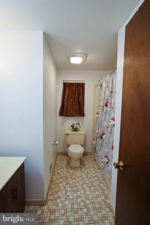 20 LURAY LANE