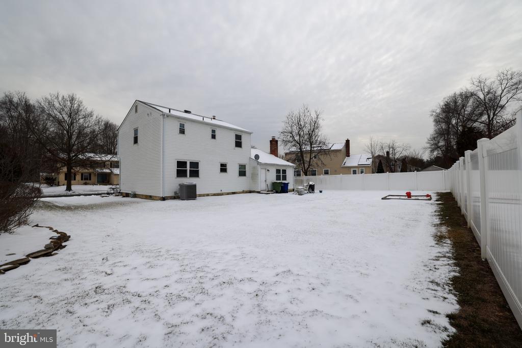 20 LURAY LANE