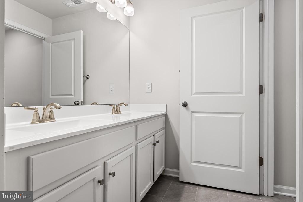 21 Morley Blvd
