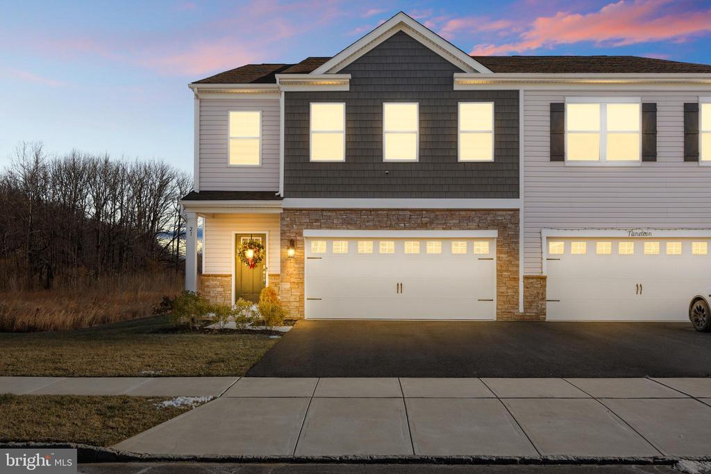 21 Morley Blvd
