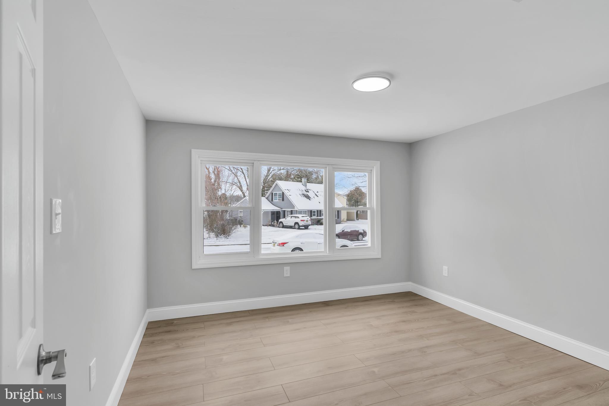 56 BARRINGTON LANE