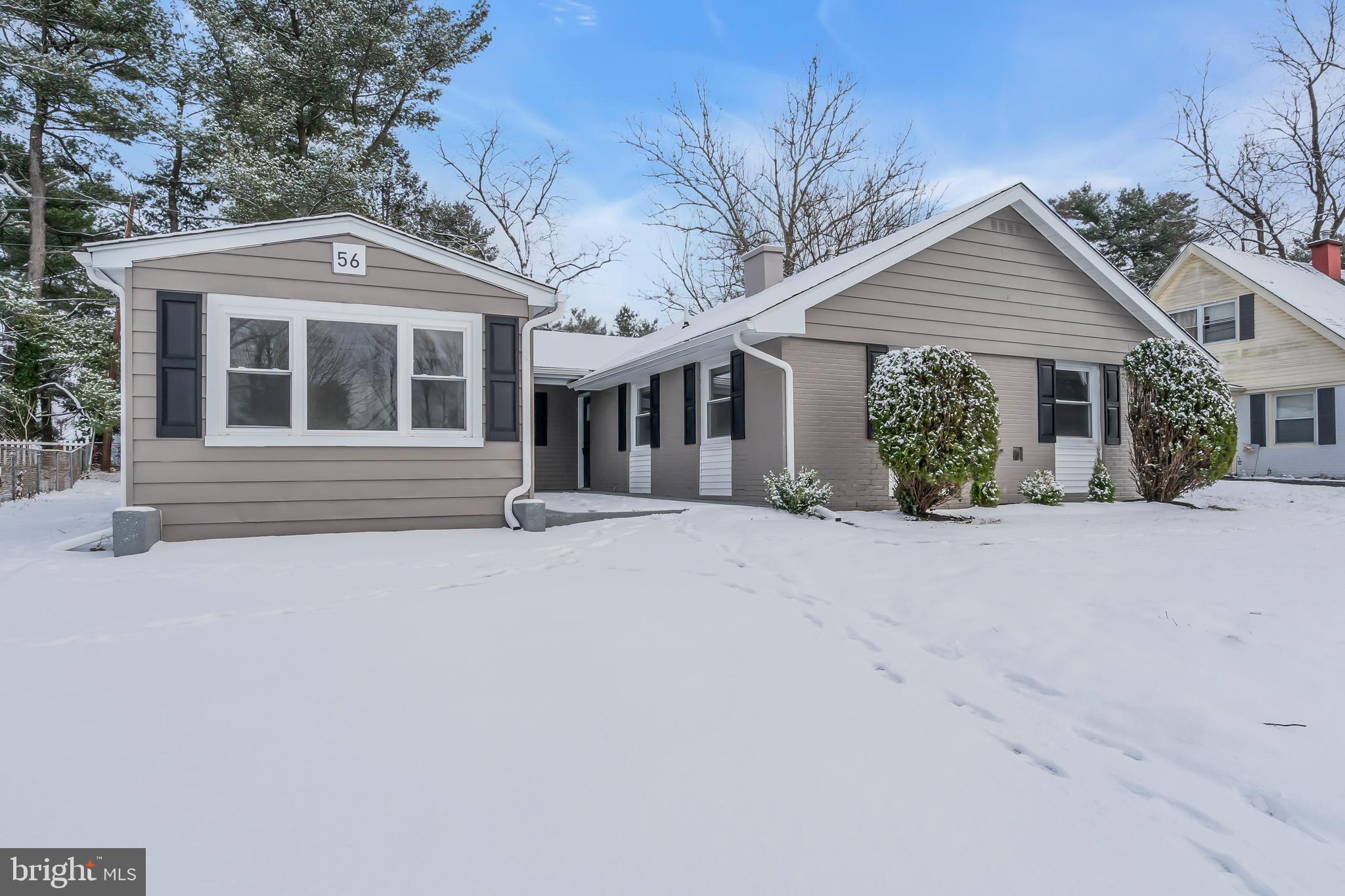 56 BARRINGTON LANE