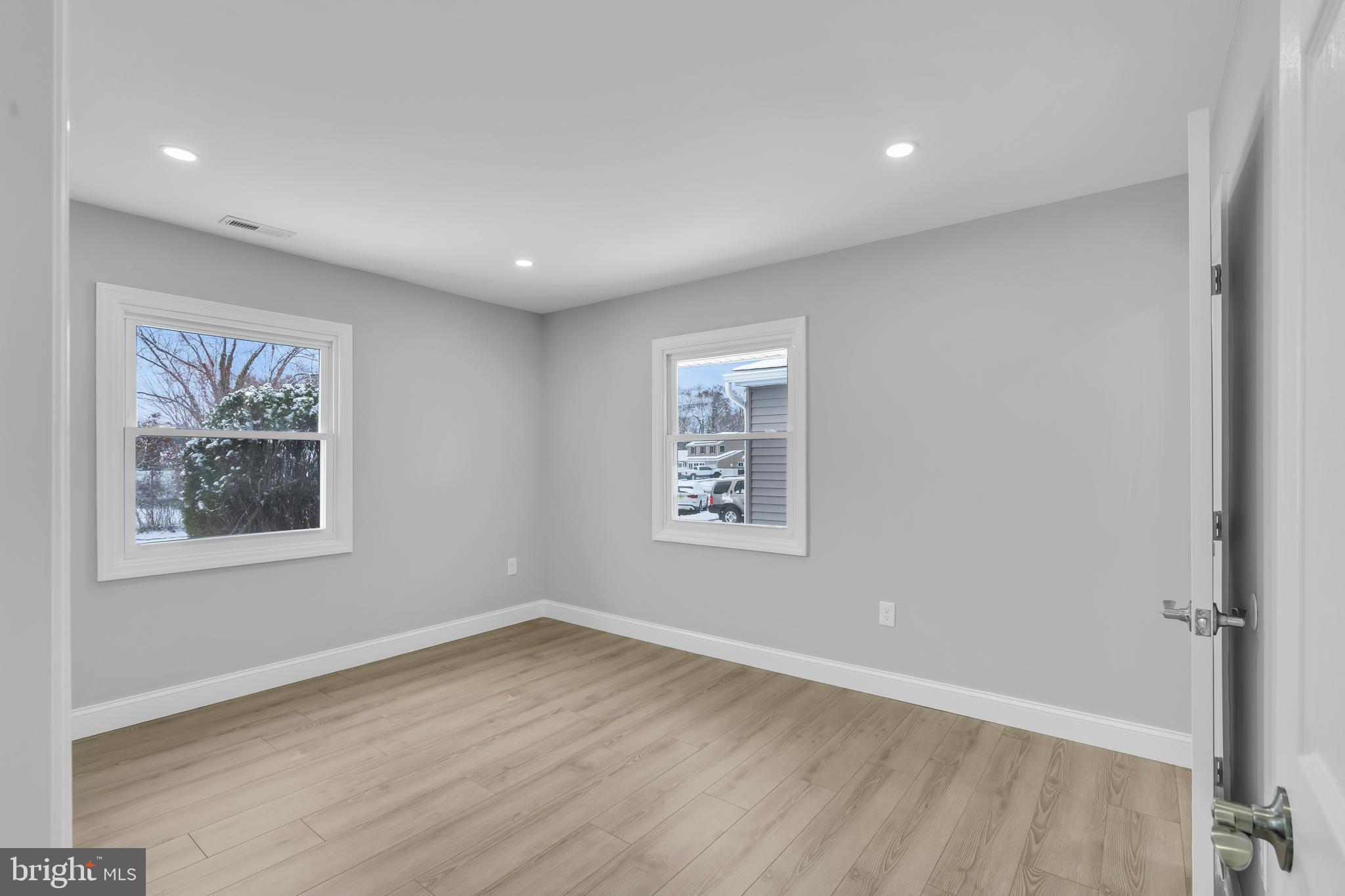 56 BARRINGTON LANE