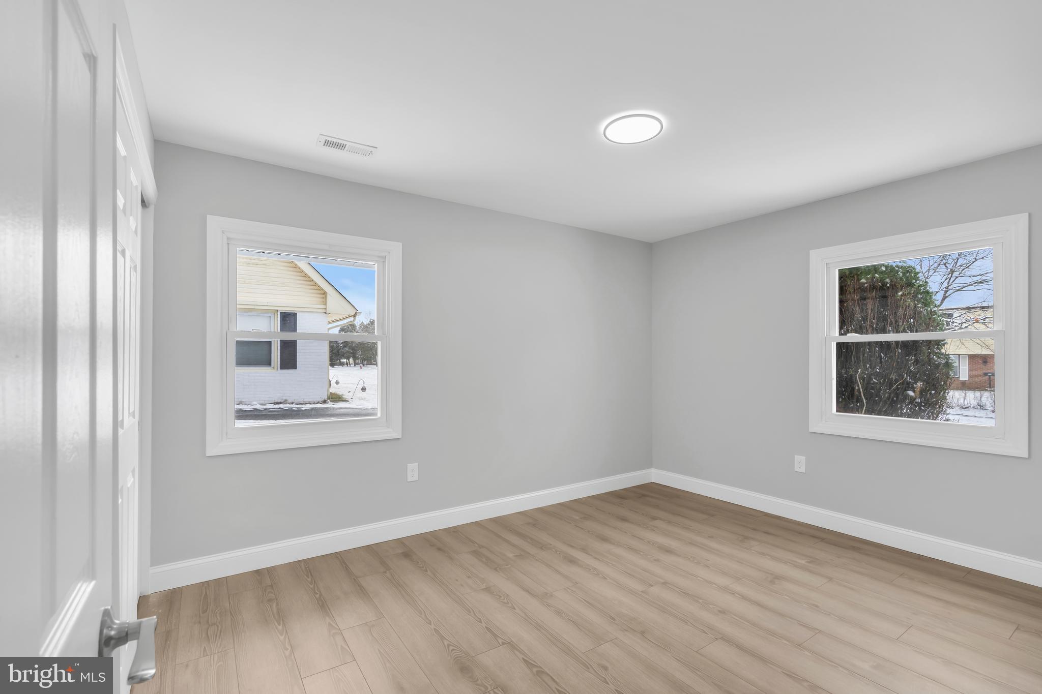 56 BARRINGTON LANE