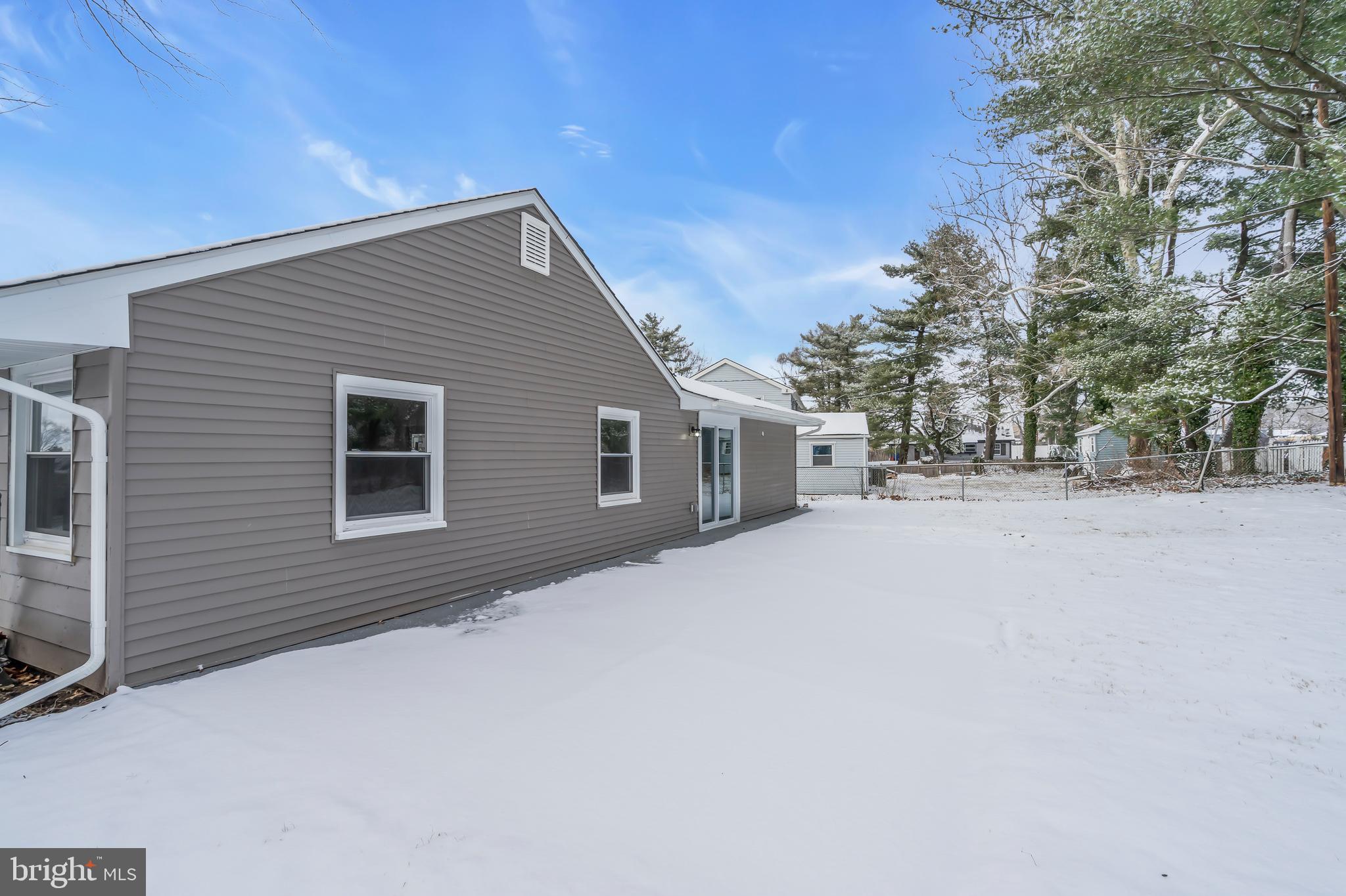 56 BARRINGTON LANE