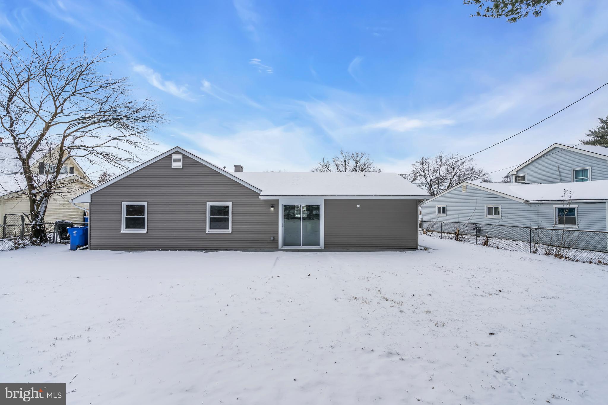 56 BARRINGTON LANE