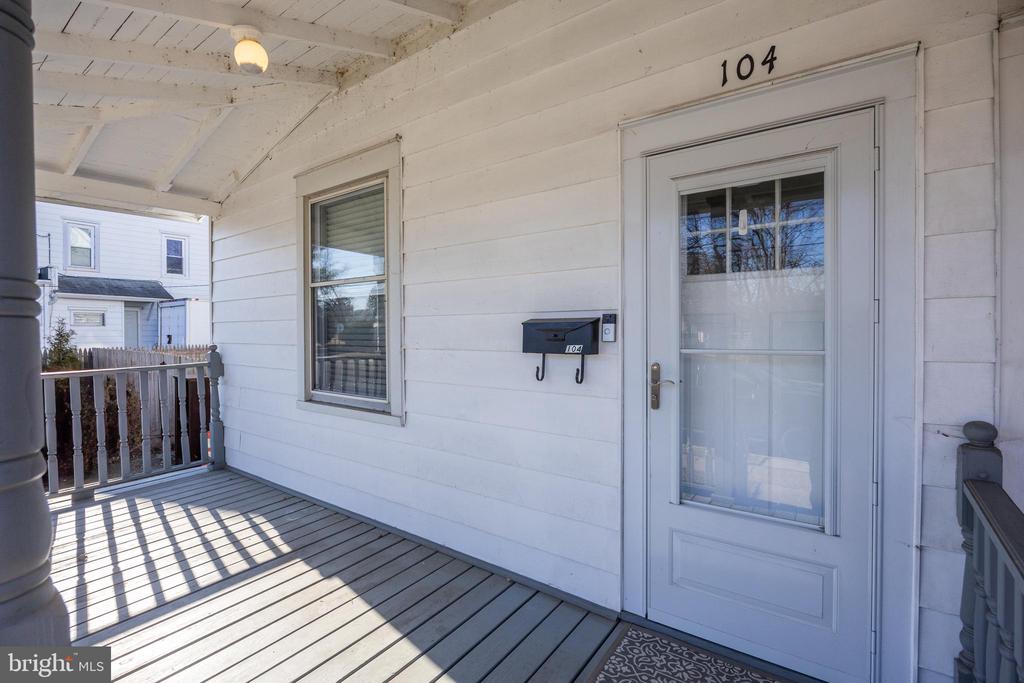 104 Main St