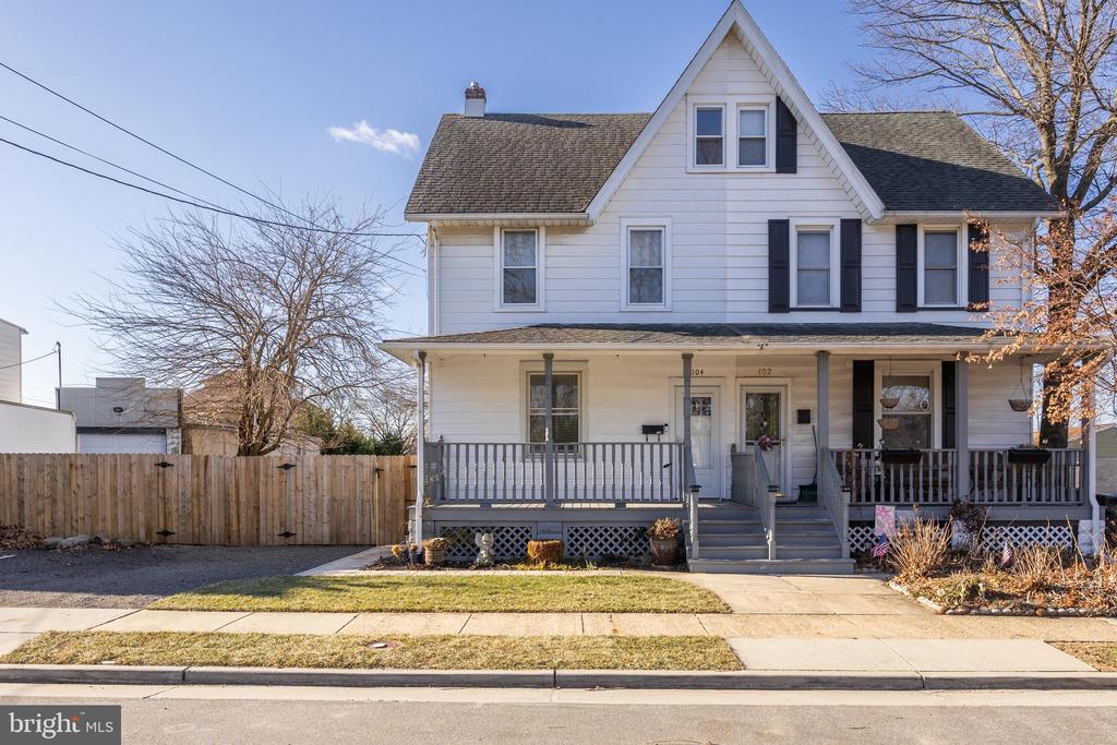 104 Main St