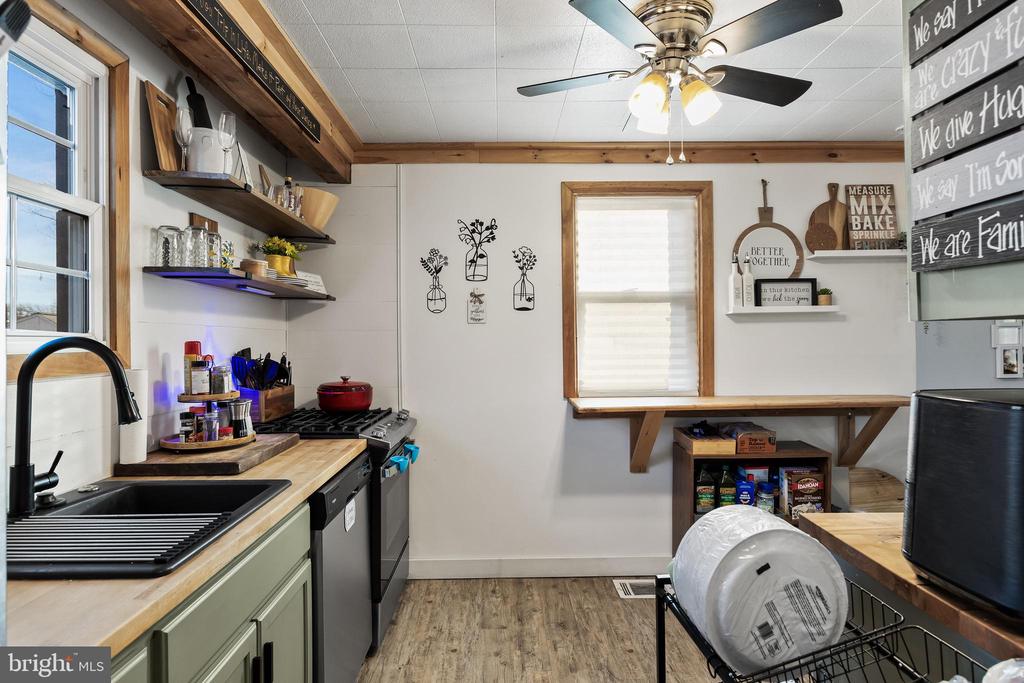 315 S Coles Ave
