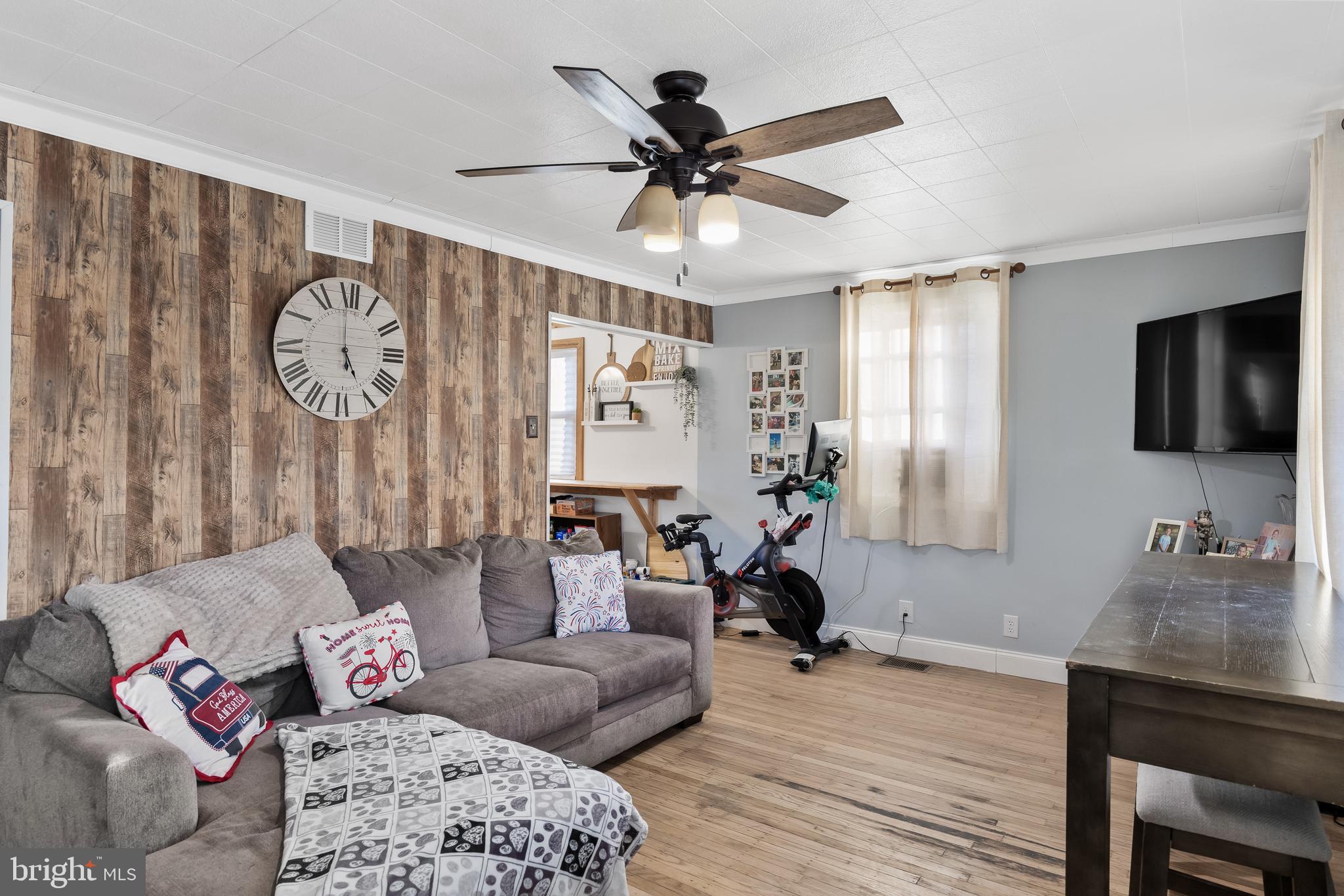 315 S Coles Ave