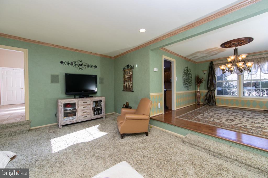23 FULTON DRIVE