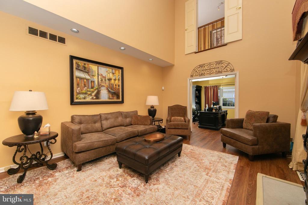 23 FULTON DRIVE