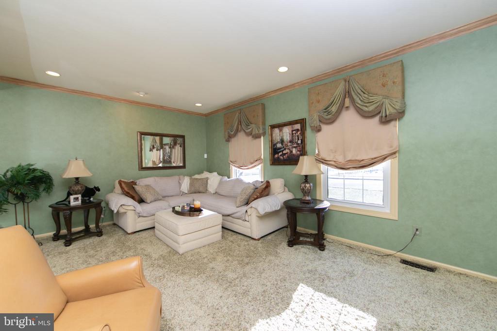 23 FULTON DRIVE
