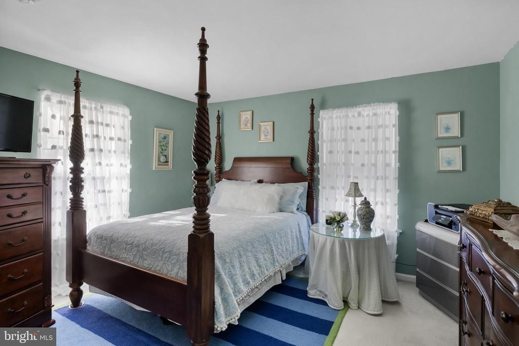 21 Dorset Ct