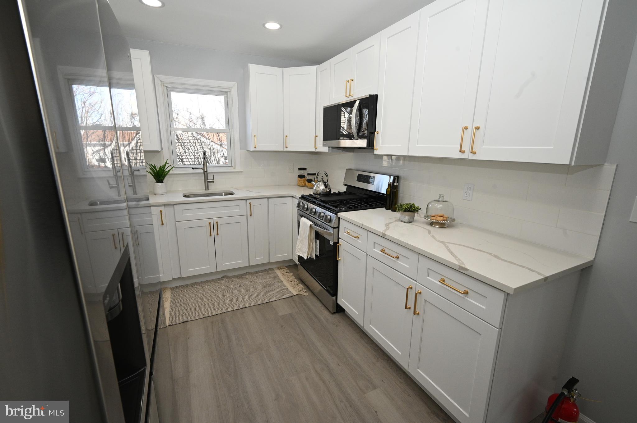 28 BRIARCLIFF ROAD