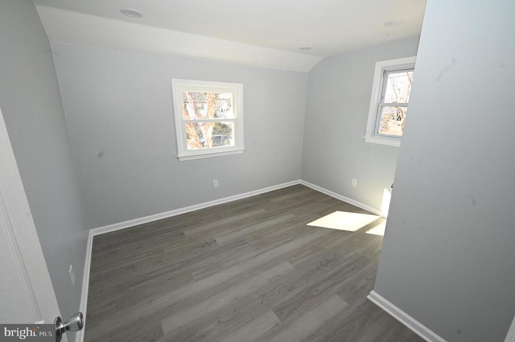 28 BRIARCLIFF ROAD