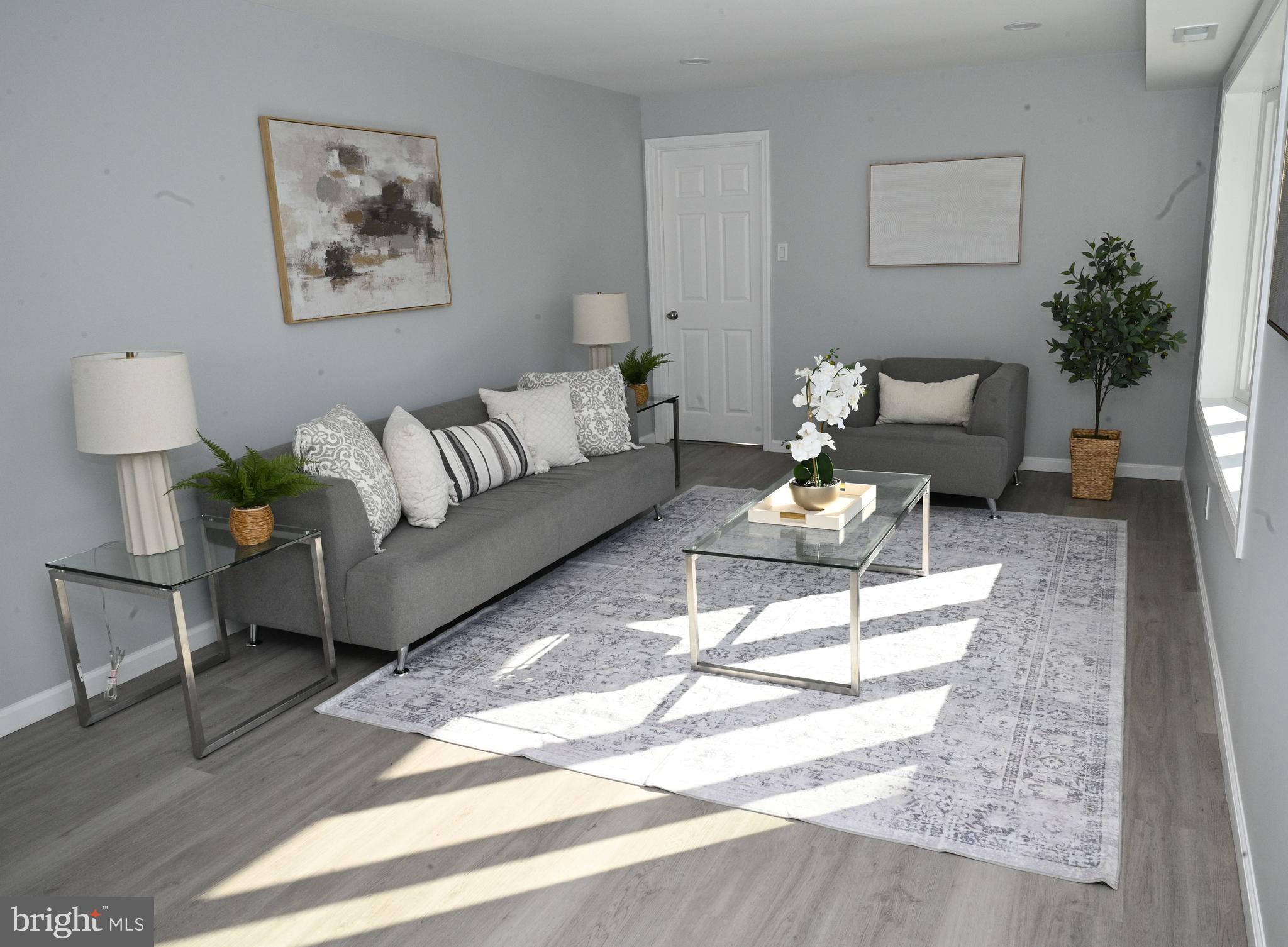 28 BRIARCLIFF ROAD