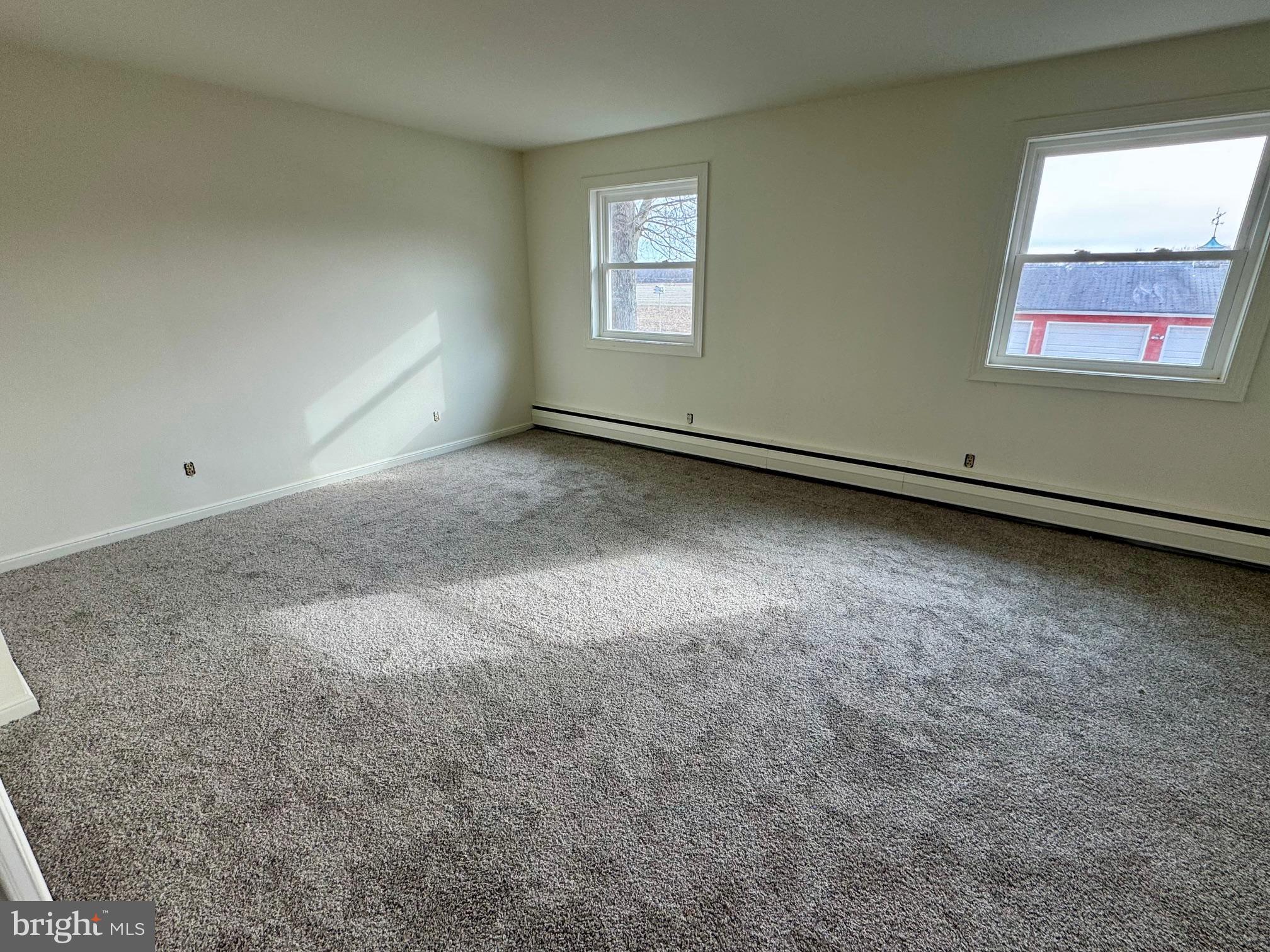 643 CHATSWORTH ROAD