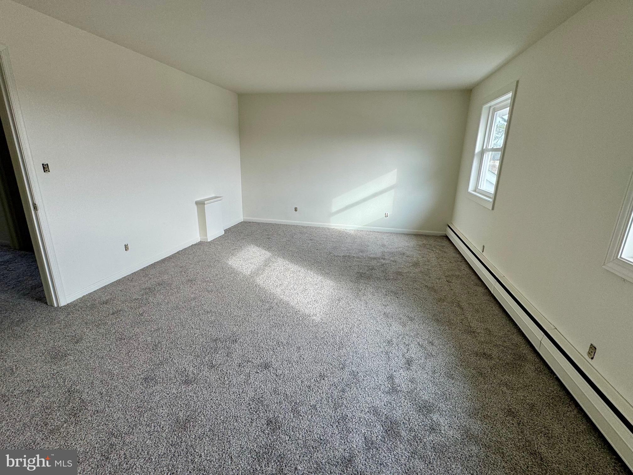 643 CHATSWORTH ROAD
