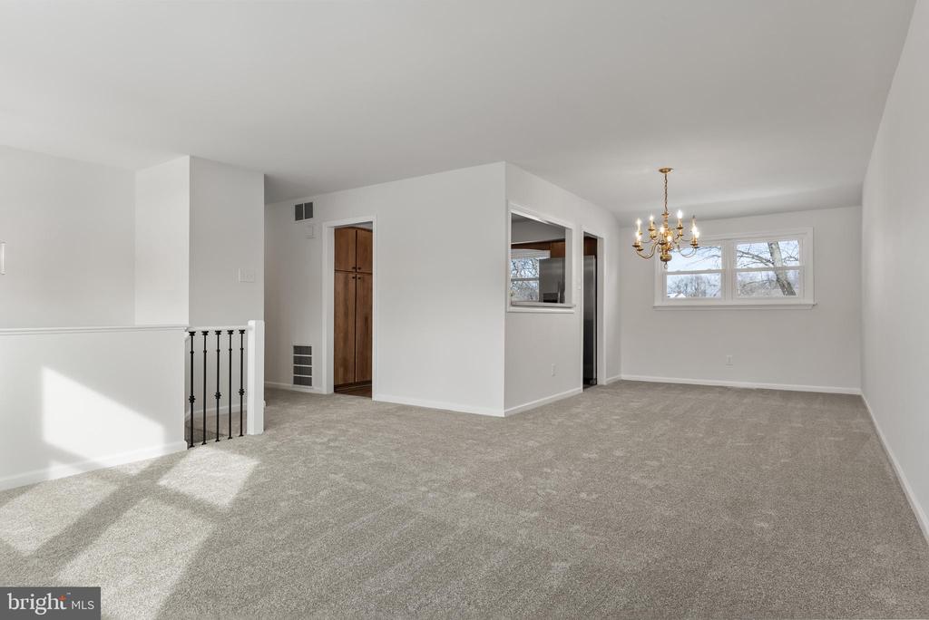 58 Radnor Blvd