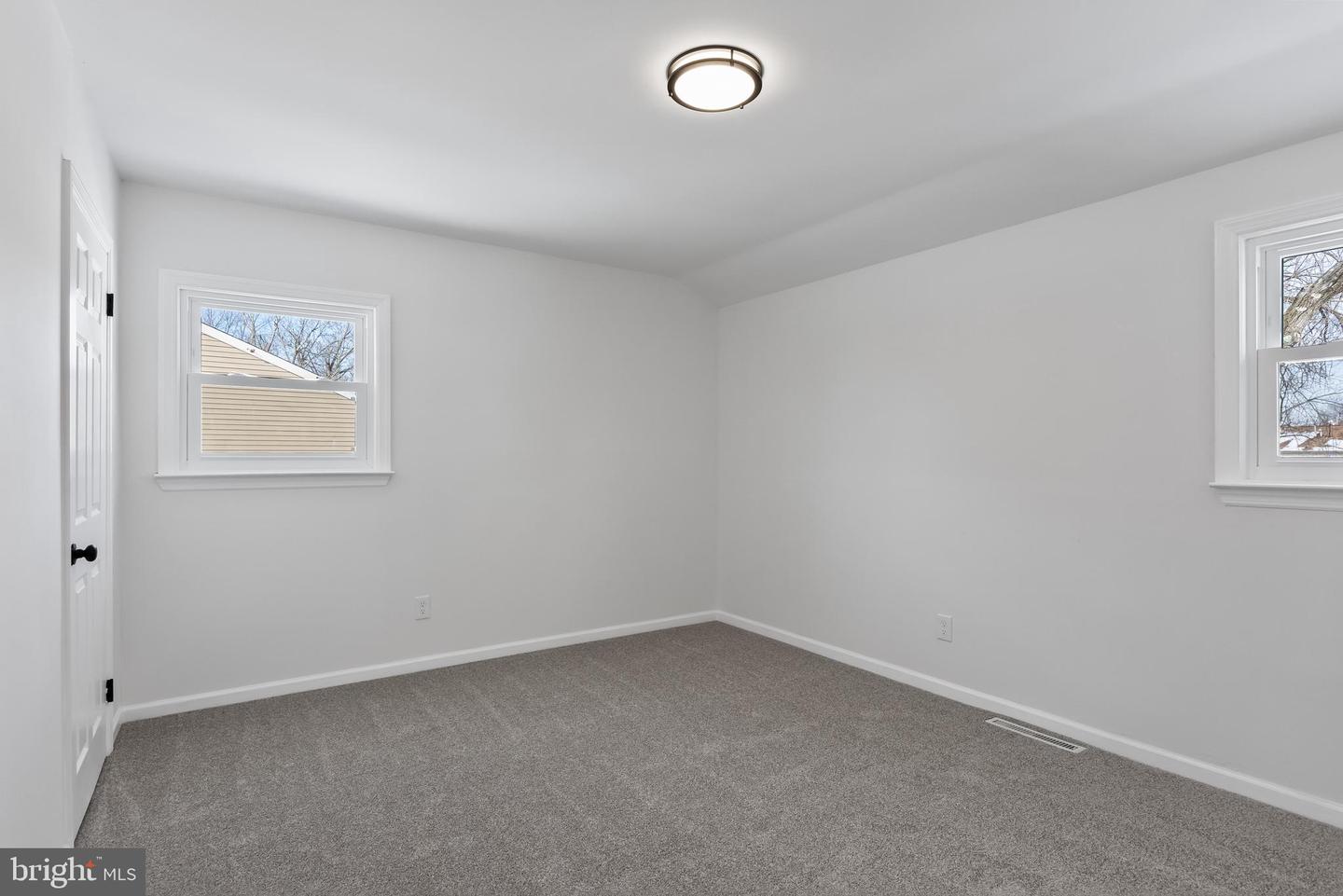 58 Radnor Blvd