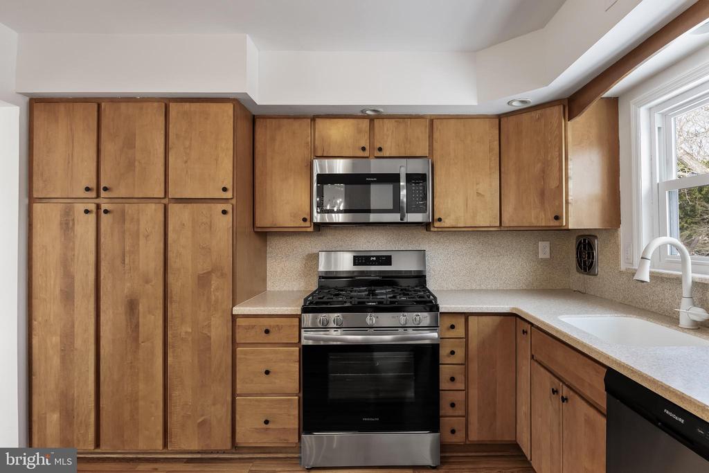58 Radnor Blvd