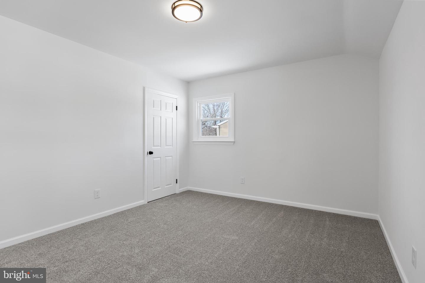58 Radnor Blvd