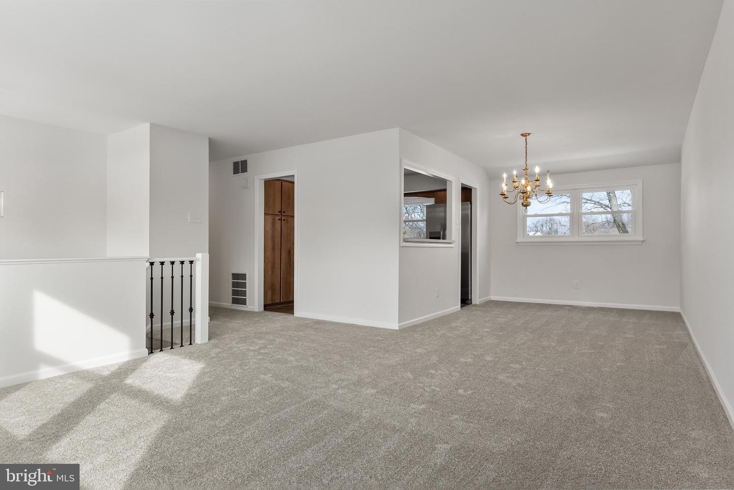 58 Radnor Blvd
