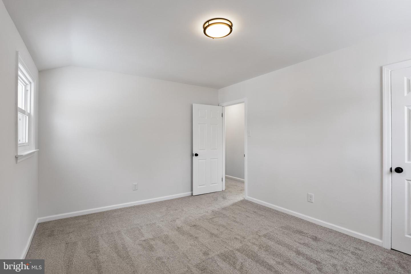 58 Radnor Blvd