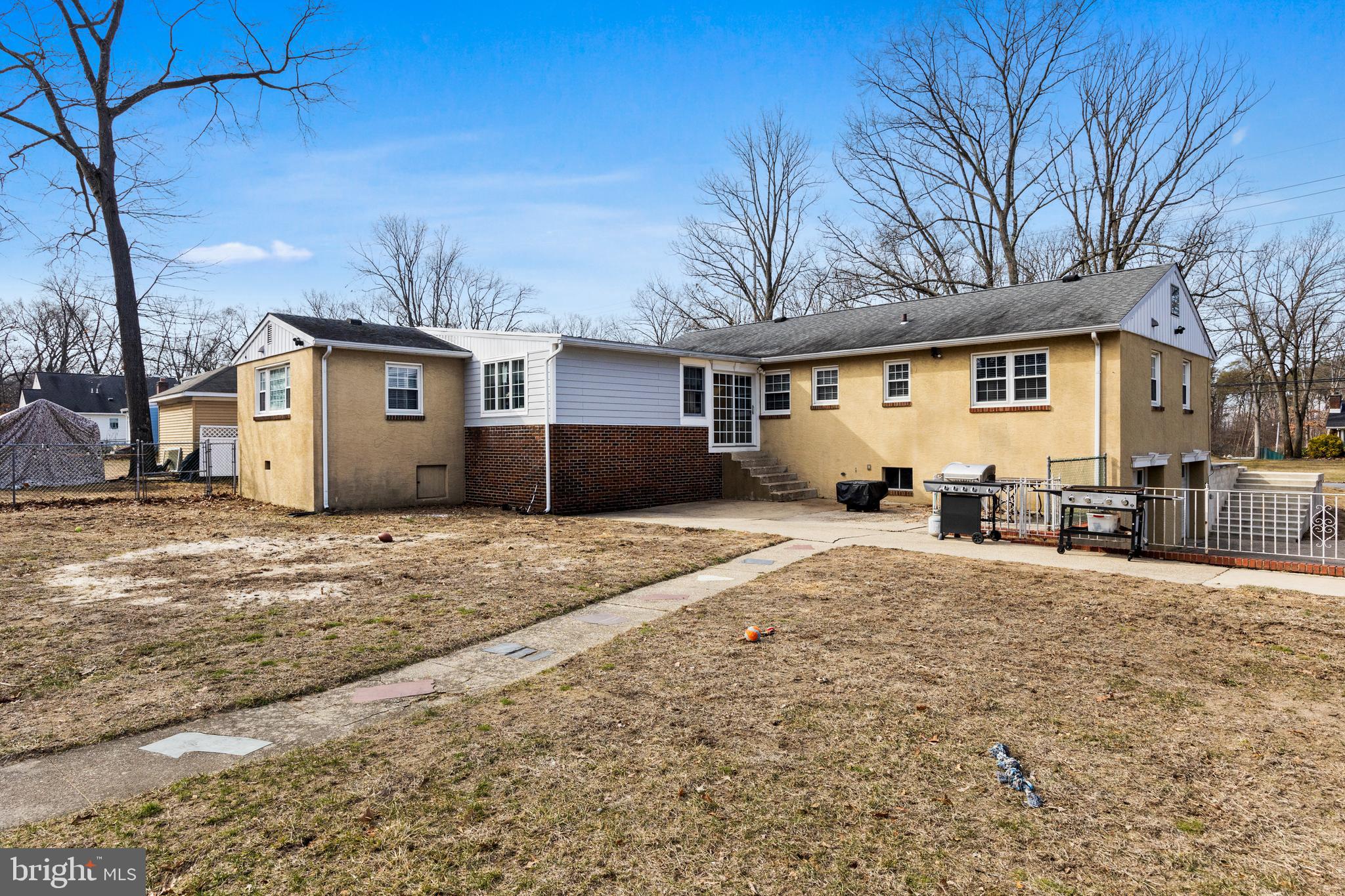 86 Pancoast Blvd