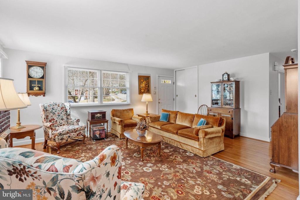 602 WINDSOR PLACE