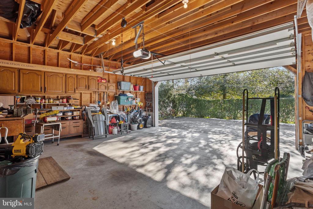 602 WINDSOR PLACE