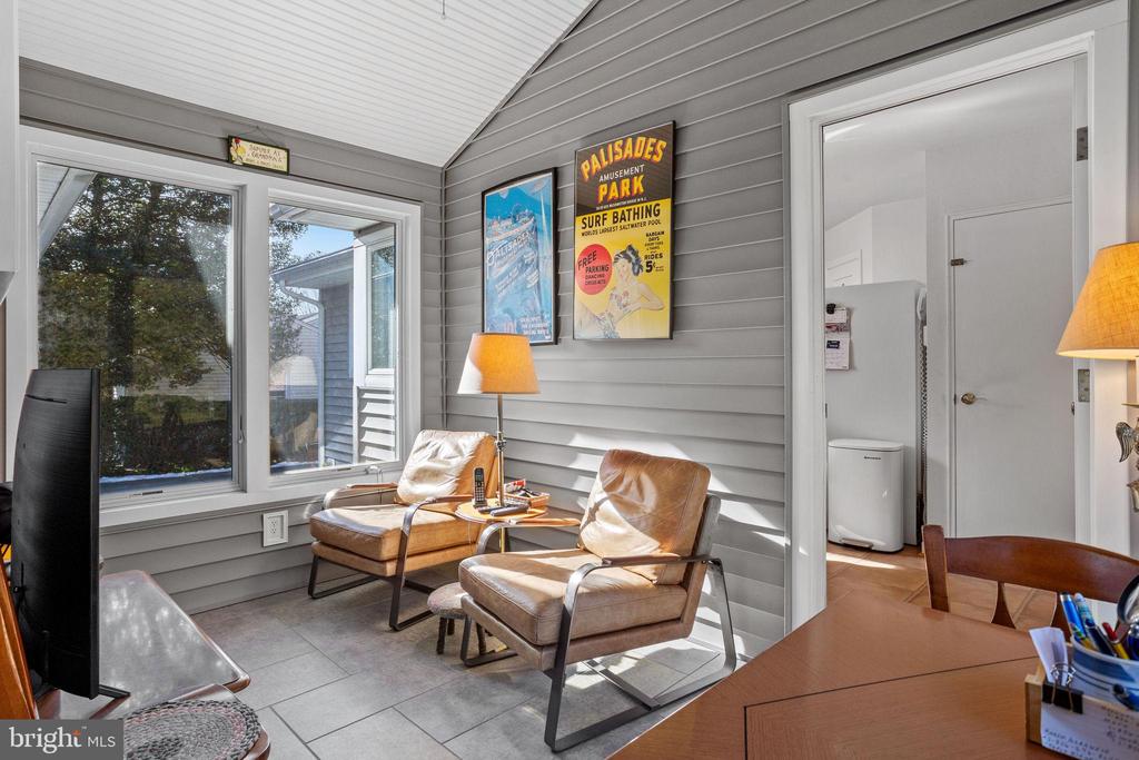 602 WINDSOR PLACE
