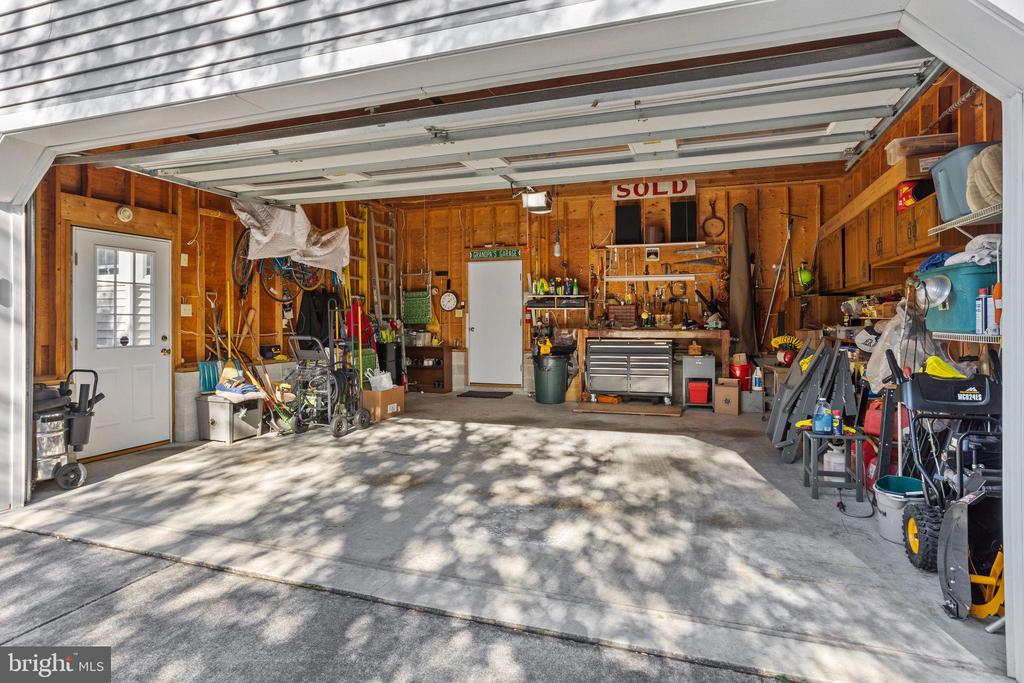 602 WINDSOR PLACE