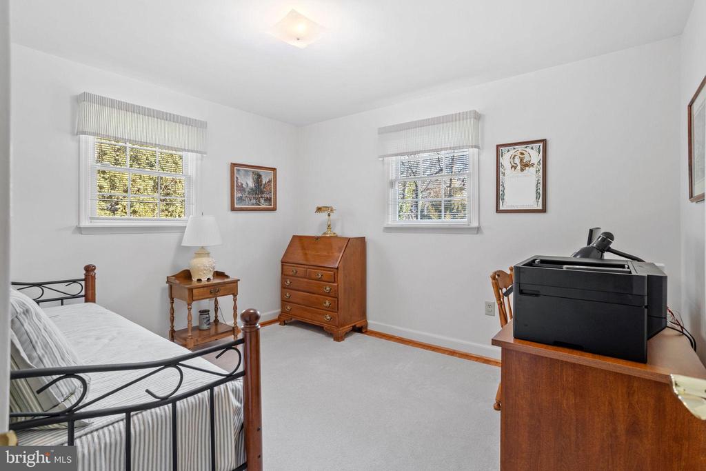 602 WINDSOR PLACE