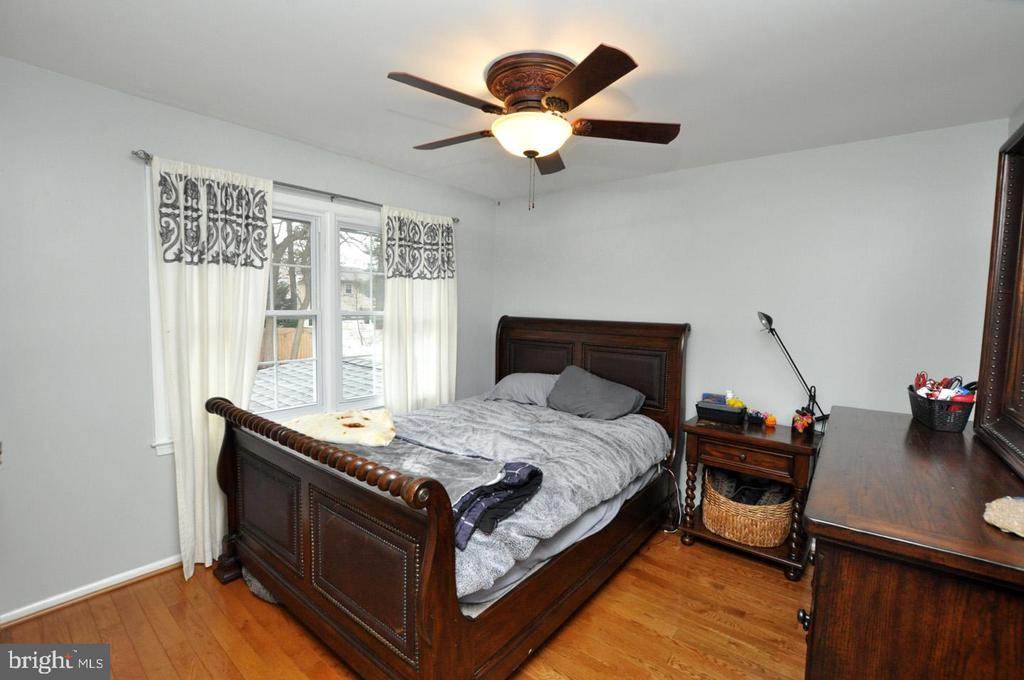 206 KNOTTY OAK DRIVE