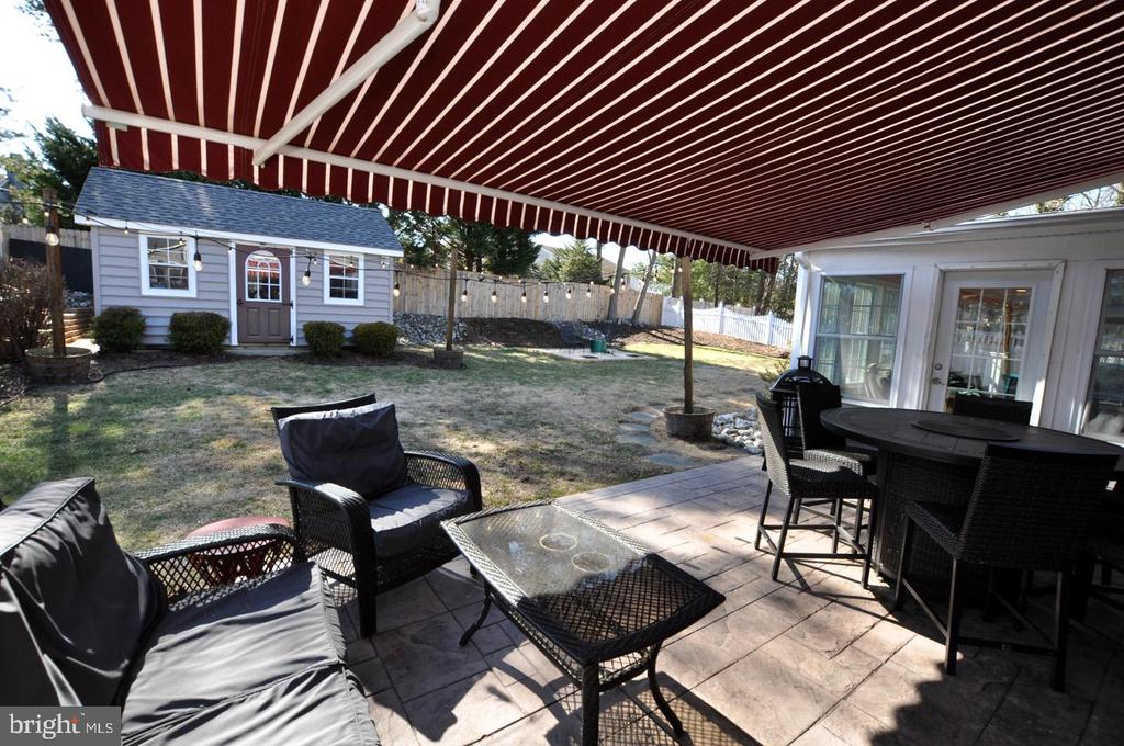 206 KNOTTY OAK DRIVE