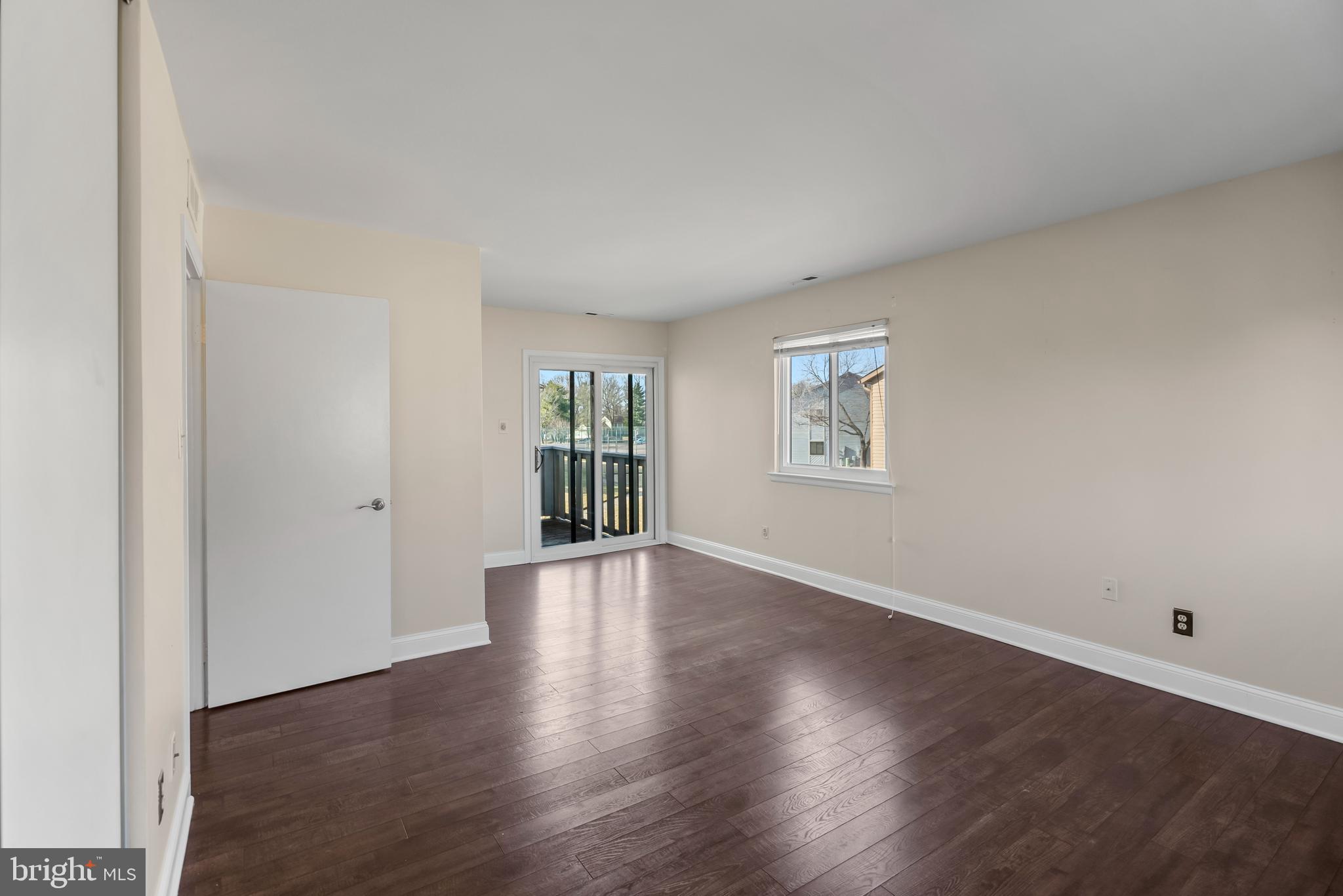 602 WOODHOLLOW DR