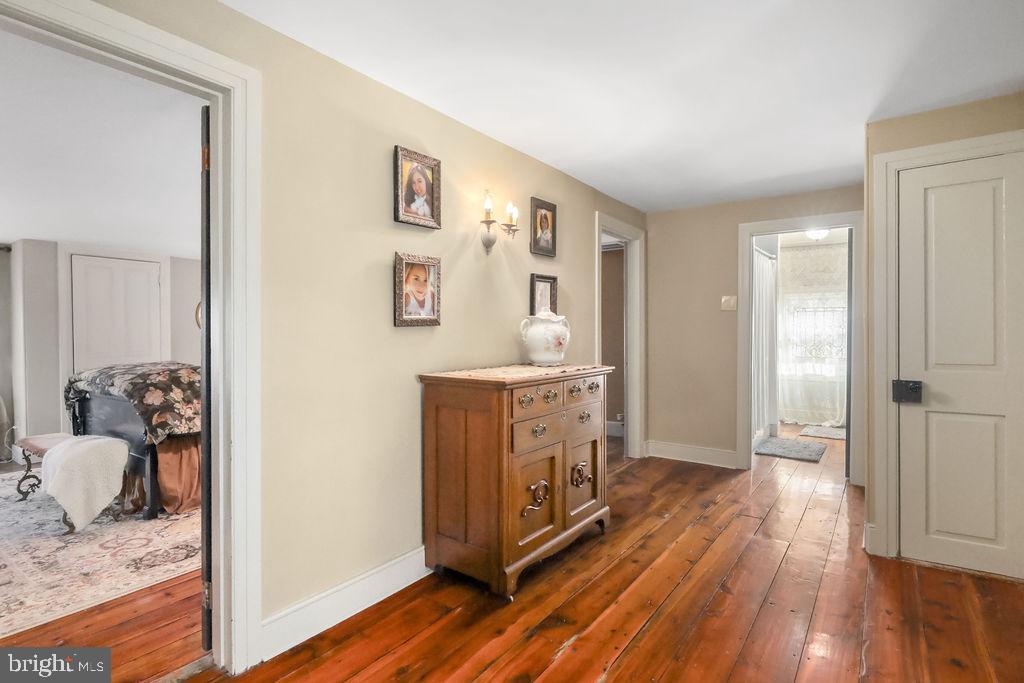 9 EAYRESTOWN ROAD
