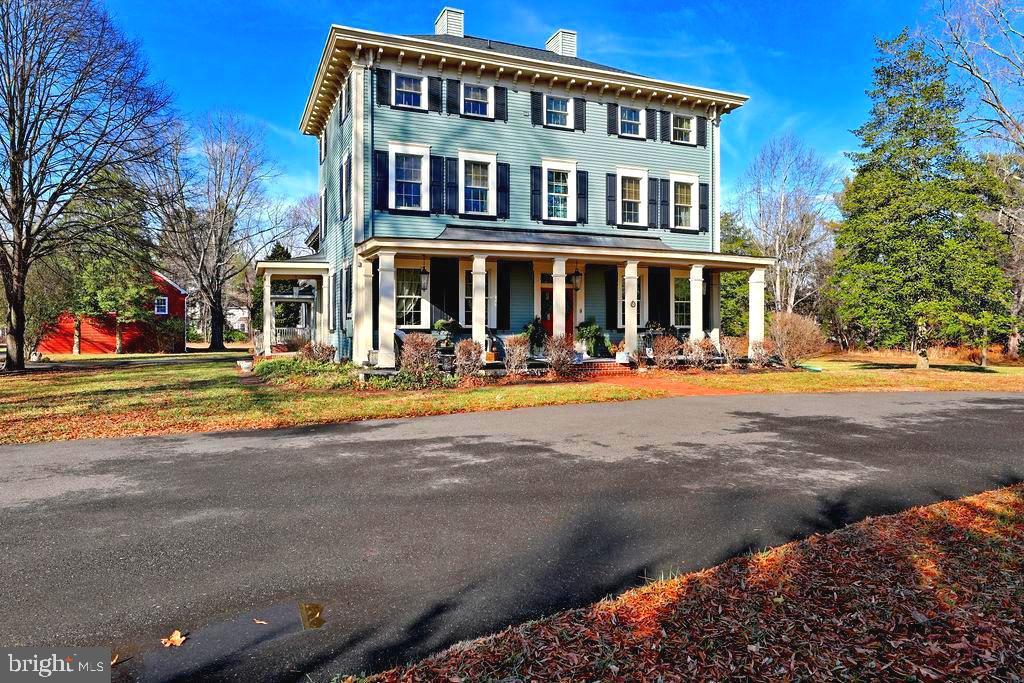 9 EAYRESTOWN ROAD