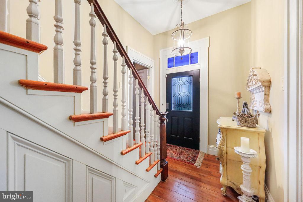 9 EAYRESTOWN ROAD