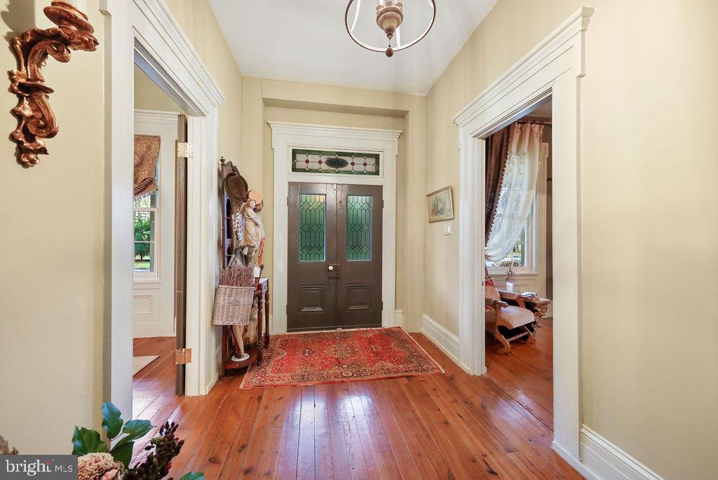 9 EAYRESTOWN ROAD
