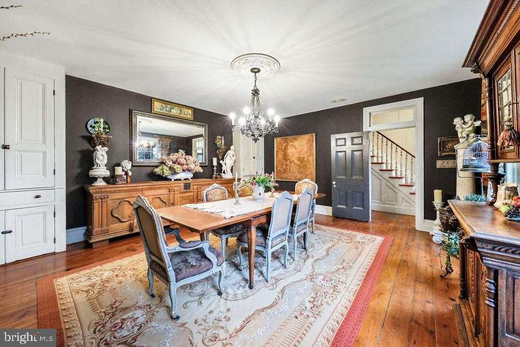 9 EAYRESTOWN ROAD
