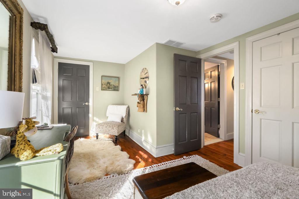 9 EAYRESTOWN ROAD